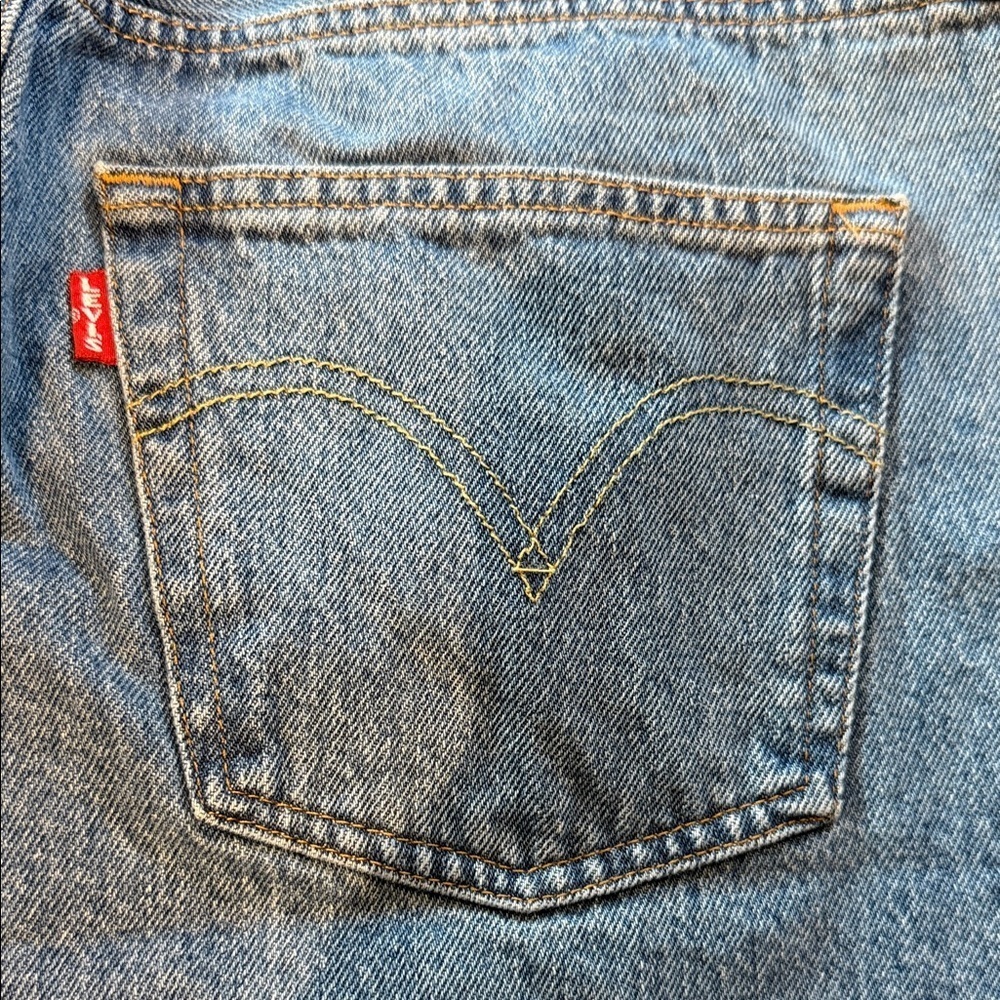 Levi's 501 Button Fly Classic Straight Leg Blue Jeans 31/32 - Picture 8 of 9
